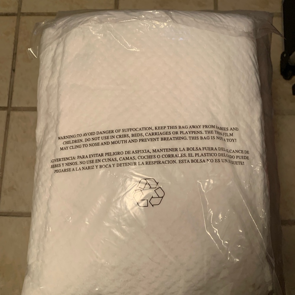Ulta Beauty Plush Robe - Picture 2 of 4